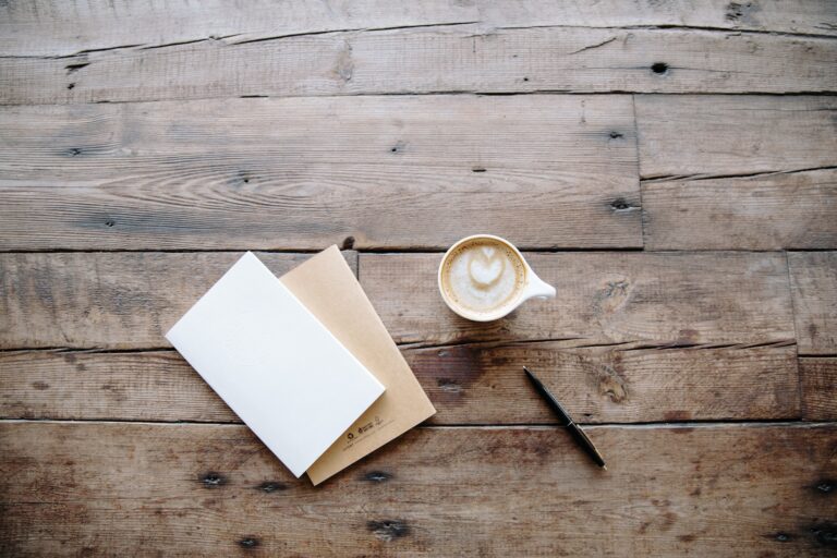 5 Ways Journaling Can Make you Happier