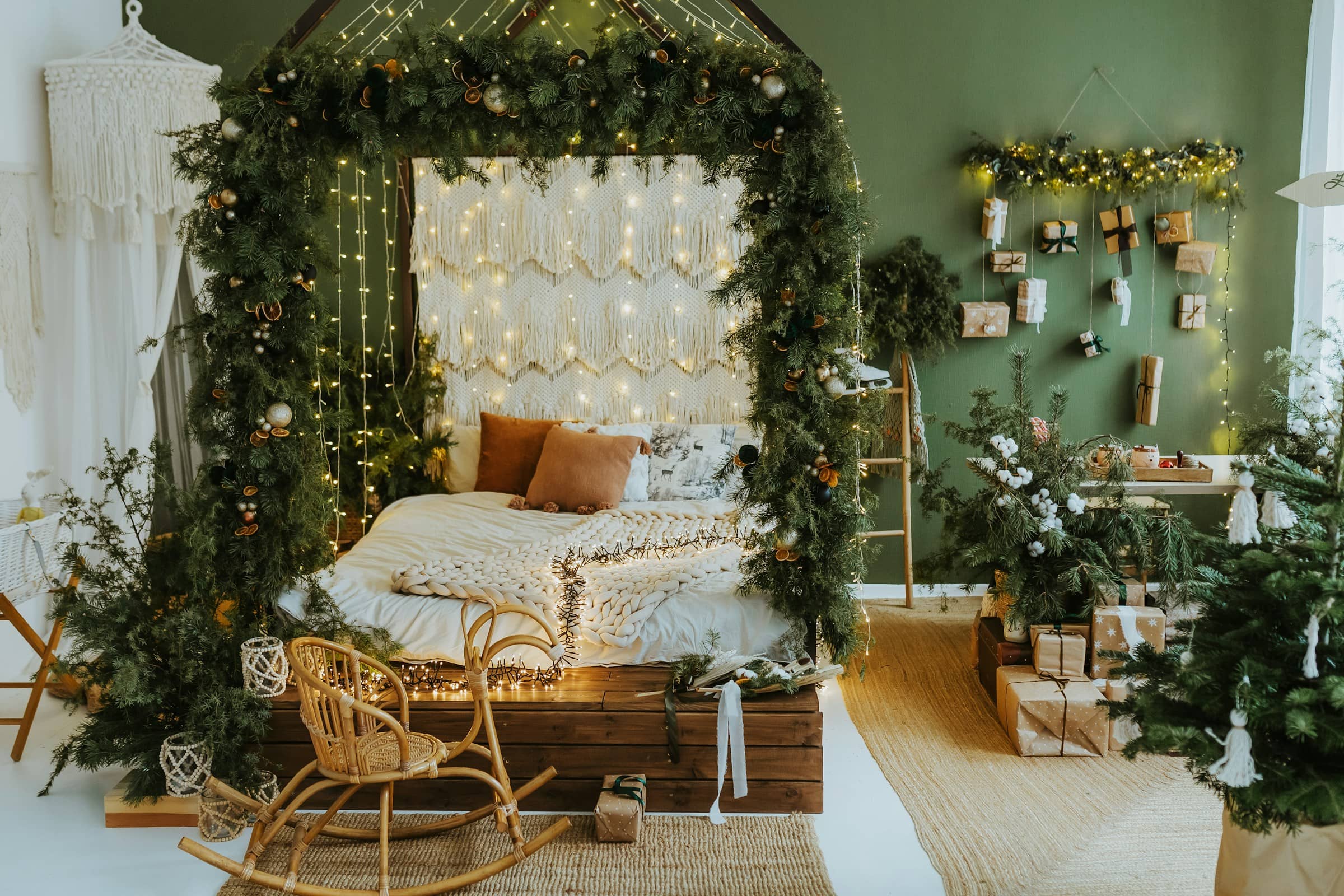 10 Things You Don’t Need to Buy to Have a Meaningful Christmas